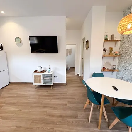 Апартаменты Encantador Piso De Diseno *