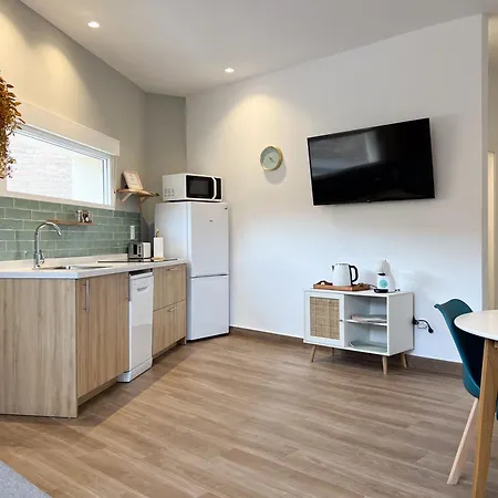 Апартаменты Encantador Piso De Diseno *